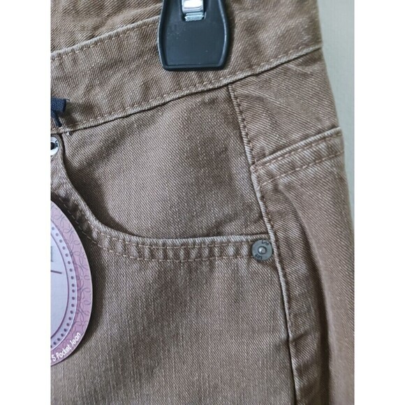 Vintage Lee Riveted Jeans Mid Rise Easy Fit Straight Leg Camel Size 6 NWT - Picture 4 of 10